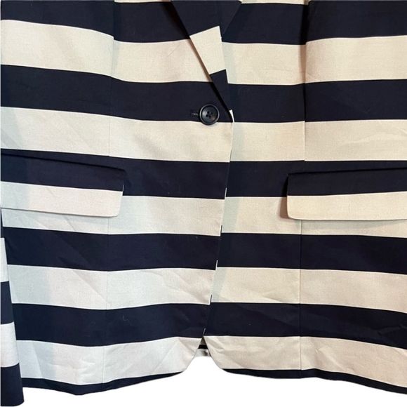 Banana republic striped blazer - Picture 9 of 14